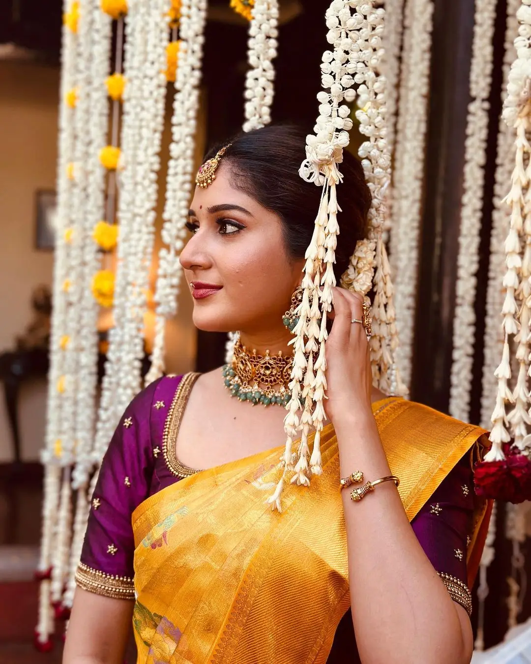 Indian Model Rabiya khatoon In Yellow Saree Maroon Blouse